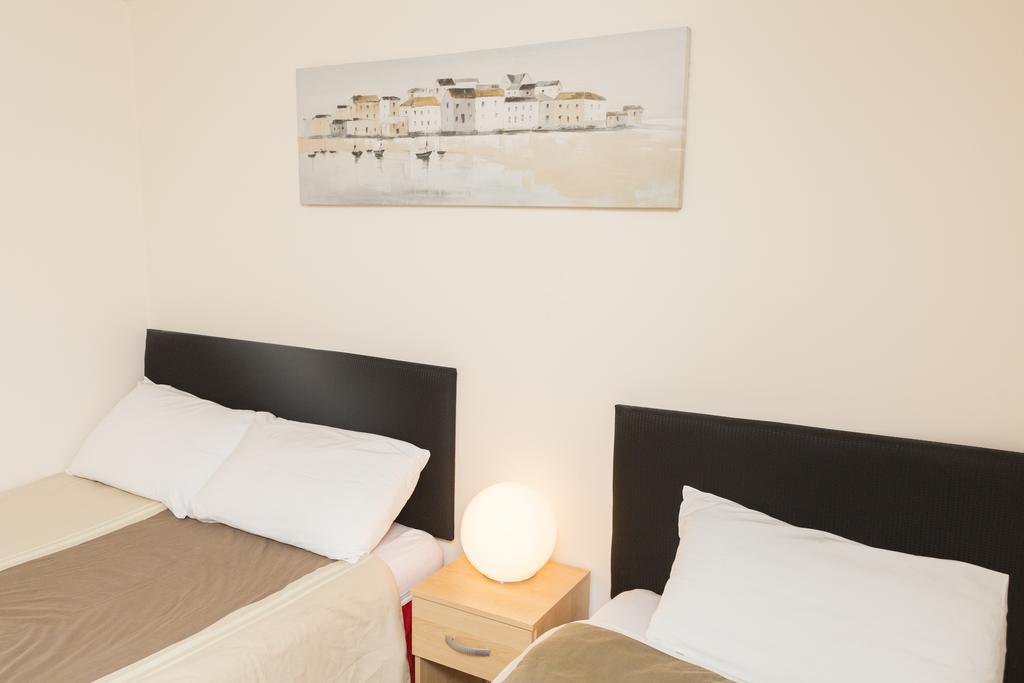 Southend Guest House - Close To Beach, Train Station & Southend Airport Camera foto