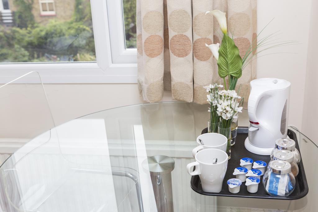 Southend Guest House - Close To Beach, Train Station & Southend Airport Camera foto