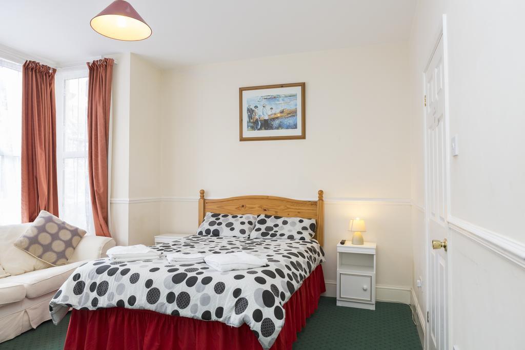 Southend Guest House - Close To Beach, Train Station & Southend Airport Camera foto