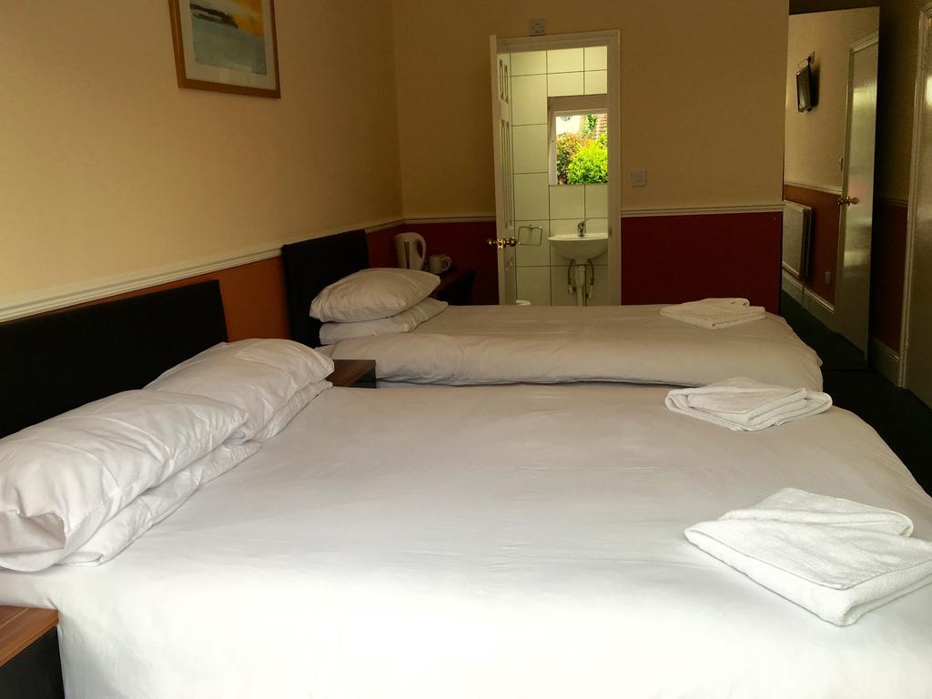 Southend Guest House - Close To Beach, Train Station & Southend Airport Esterno foto